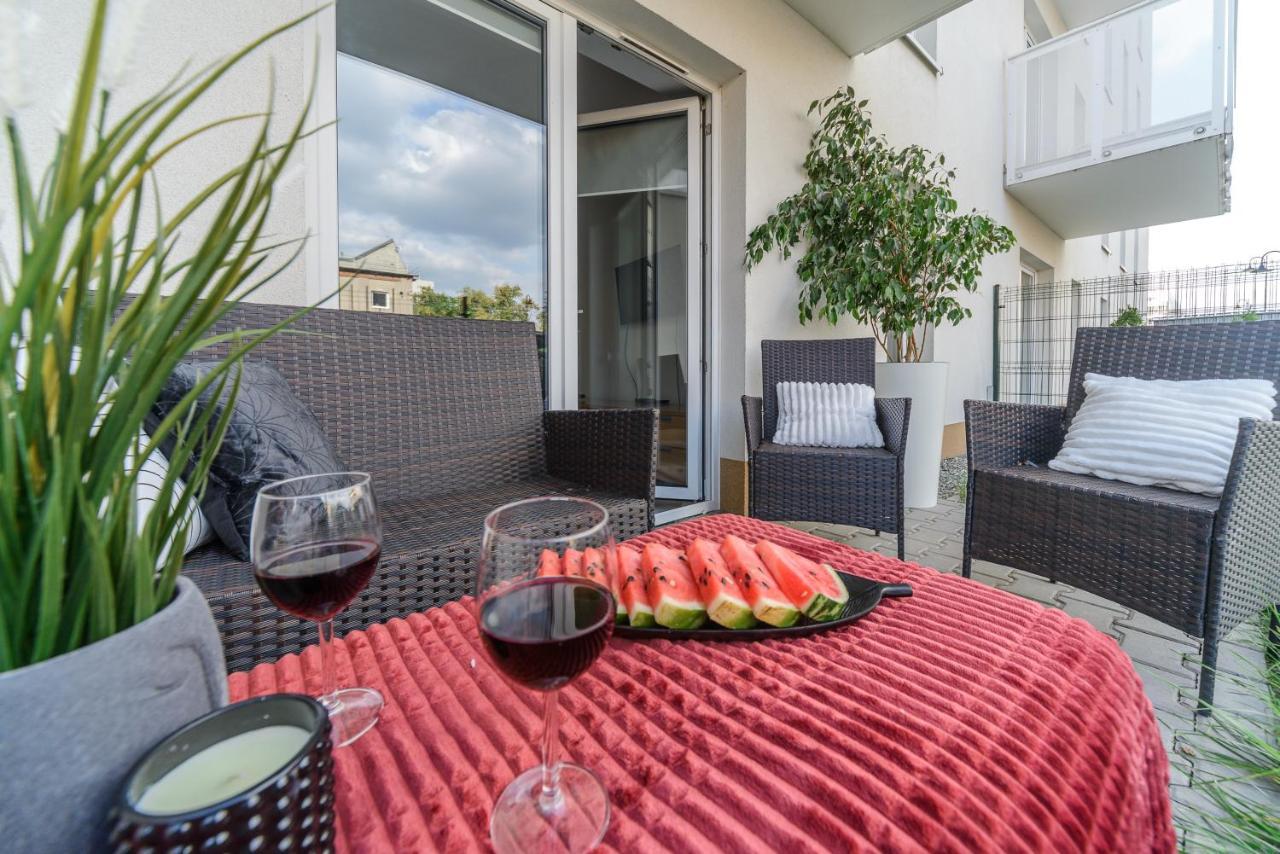 Lumina Luxury Apart On Wroblewskiego Street Лодз Екстериор снимка
