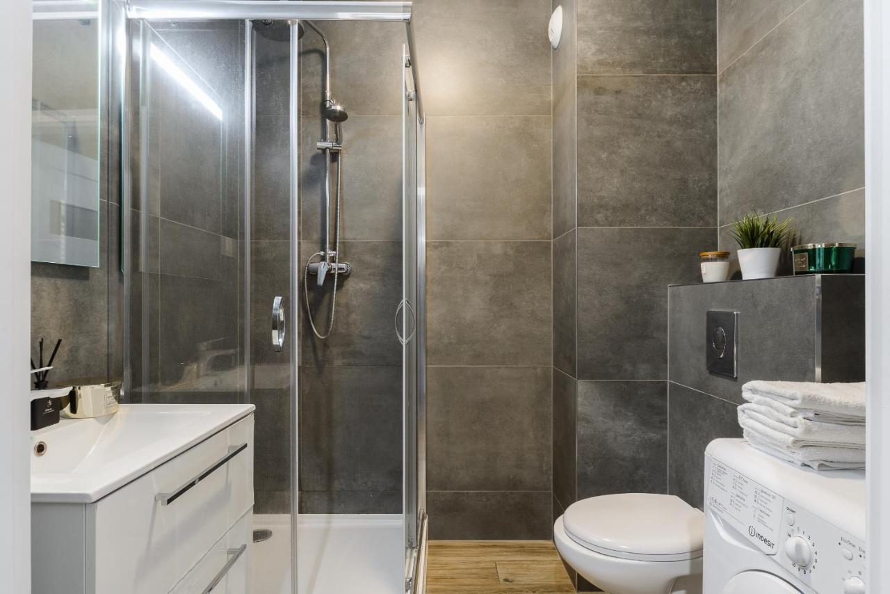 Lumina Luxury Apart On Wroblewskiego Street Лодз Екстериор снимка