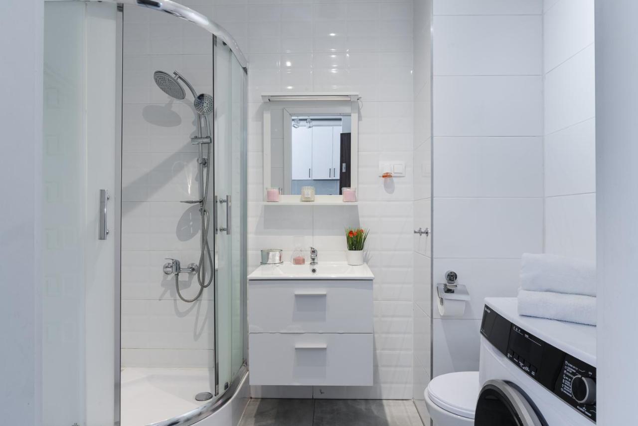 Lumina Luxury Apart On Wroblewskiego Street Лодз Екстериор снимка